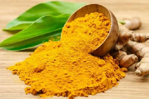 Cải thiện vùng kín thâm bằng bột nghệ