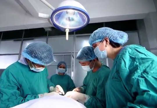 cắt bao quy đầu xong bị phù nề