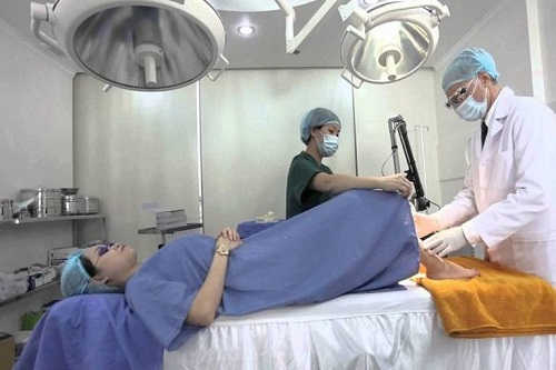 Đốt viêm lộ tuyến cổ tử cung có ảnh hưởng gì không?