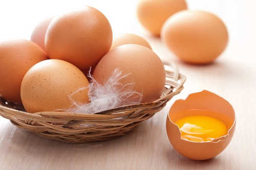 Chữa yếu sinh lý bằng trứng gà